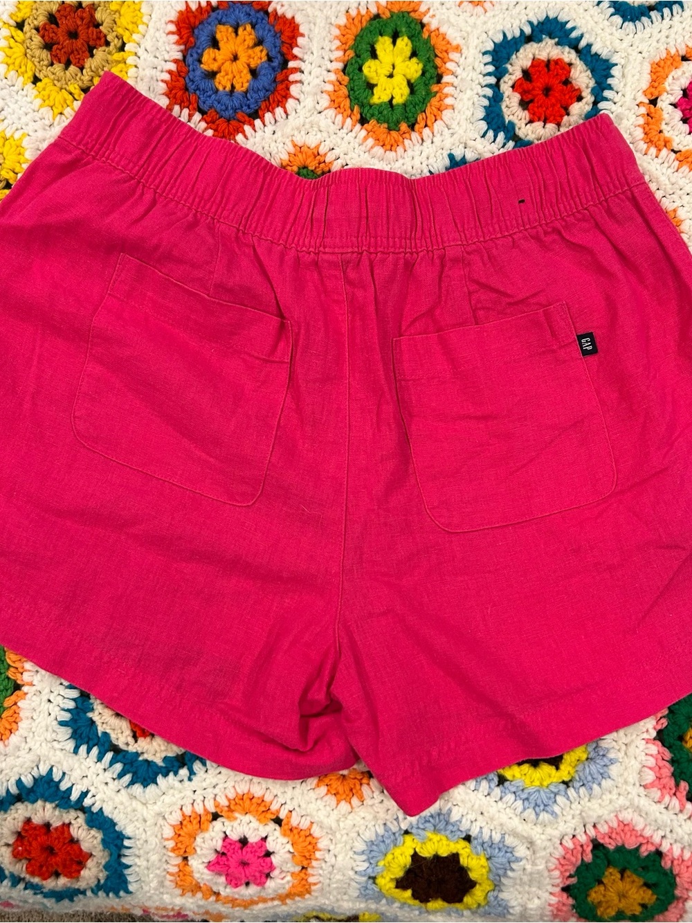 GAP Women's High-Waist Elastic Shorts - Fuchsia Pink